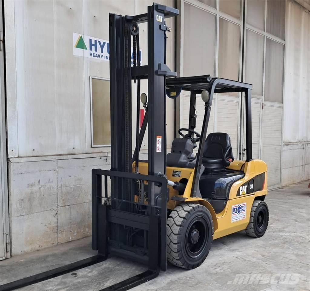 CAT DP30NT ディーゼル・軽油