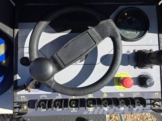 Dynapac F80W アスファルトフィニッシャ