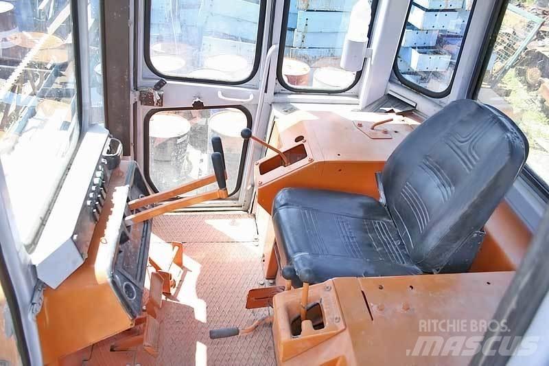 Fiat-Hitachi FD 20 ブルドーザー
