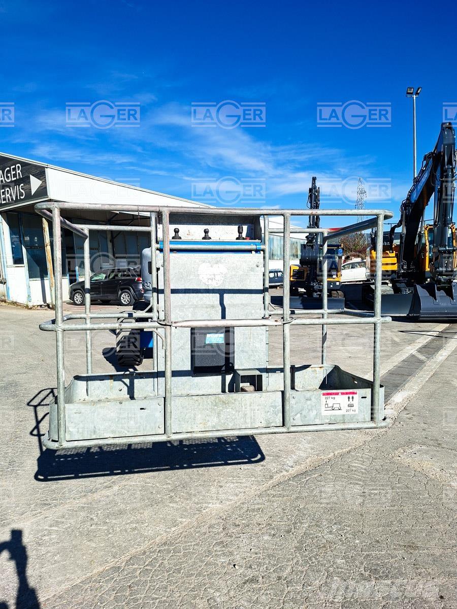 Genie Z-51/30J ブームリフト　屈伸型