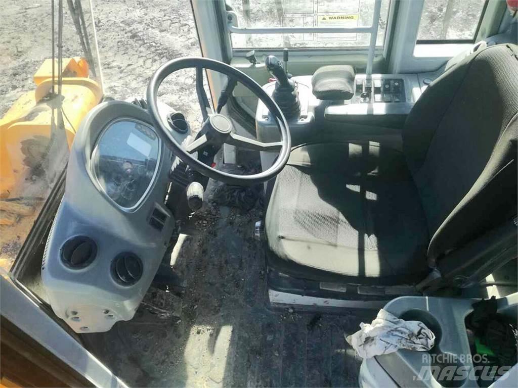 Hyundai HL770-7 ホイールローダー・タイヤショベル