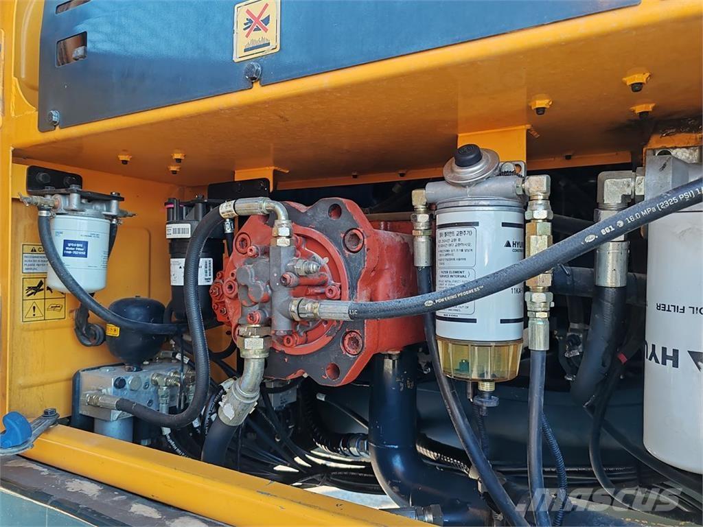 Hyundai HX330L 大型油圧ショベル12t以上（パワーショベル・ユンボ）