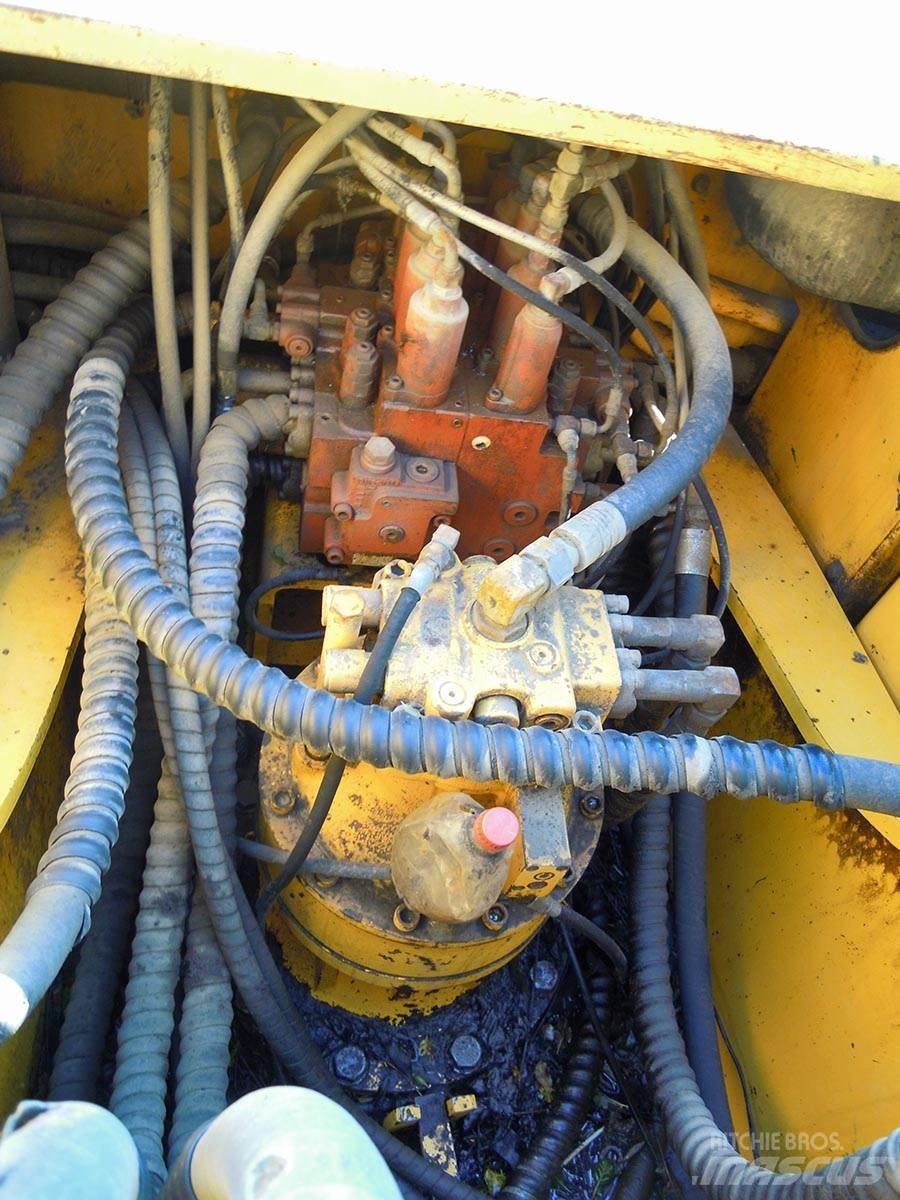 Hyundai R250NLC-7 大型油圧ショベル12t以上（パワーショベル・ユンボ）