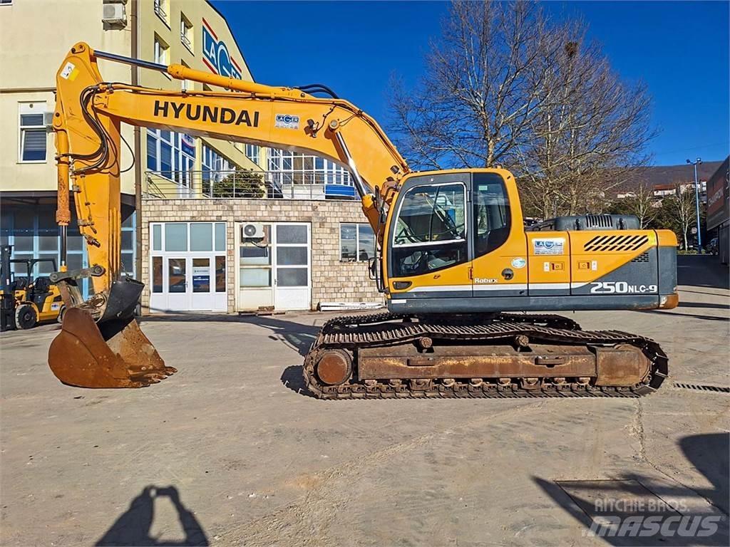 Hyundai R250NLC-9 大型油圧ショベル12t以上（パワーショベル・ユンボ）