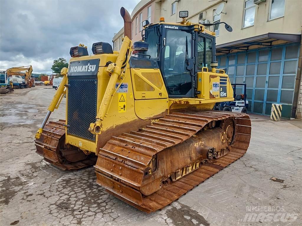 Komatsu D65PX-17 ブルドーザー