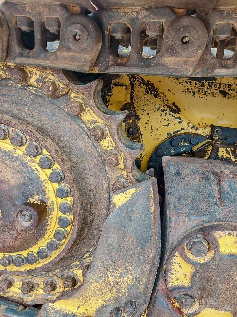 Komatsu D65PX-17 ブルドーザー