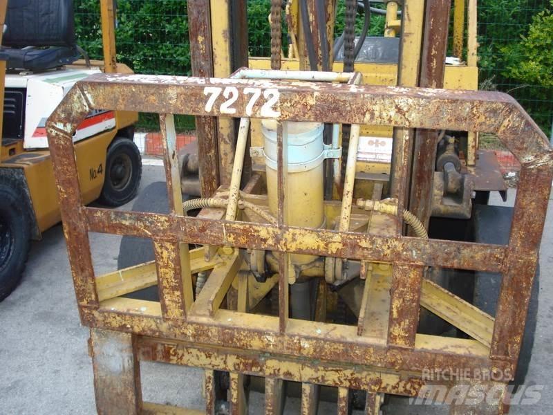 Komatsu FG25-7 フォークリフト - その他