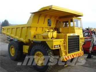 Komatsu HD325-5 サイト　ダンプ