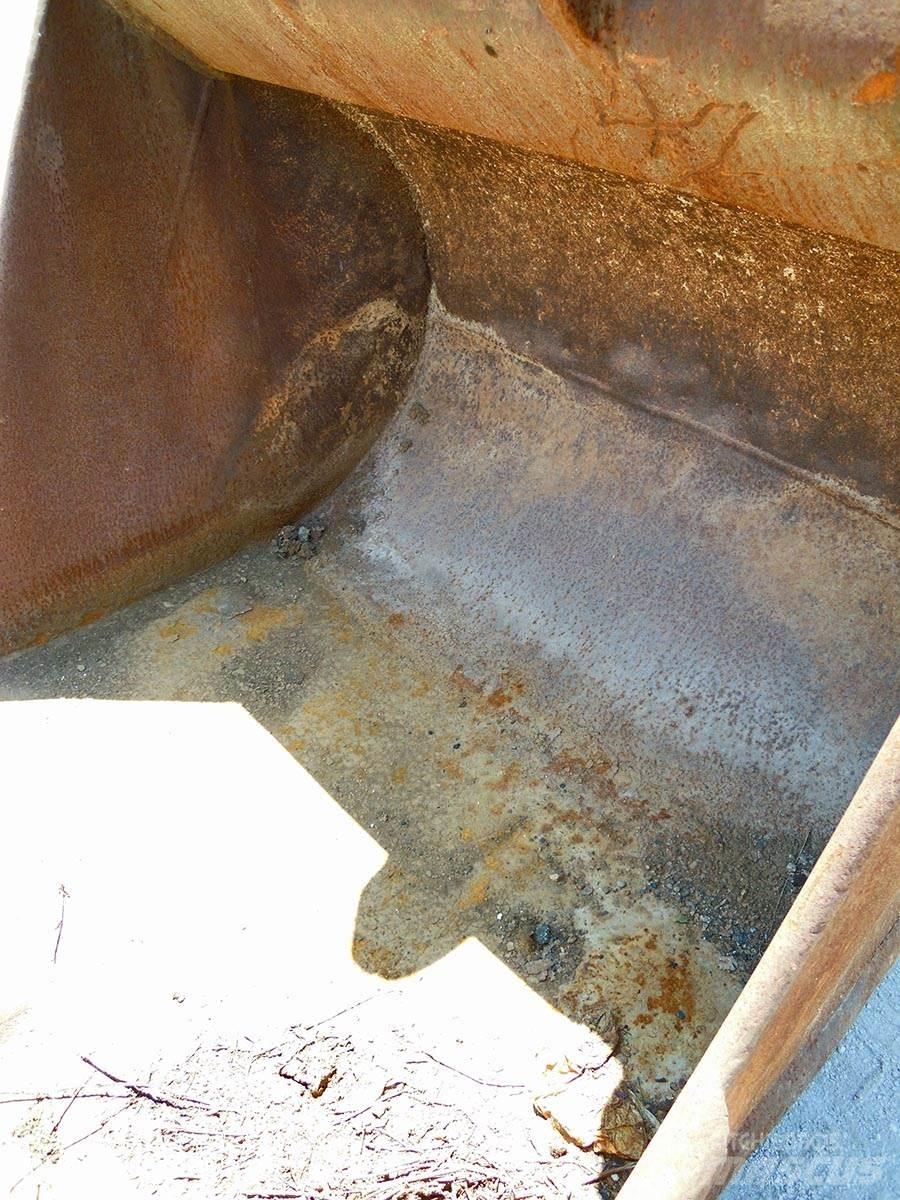  KORPA / BUCKET 1300mm 1,1m3 建設機械 -　その他