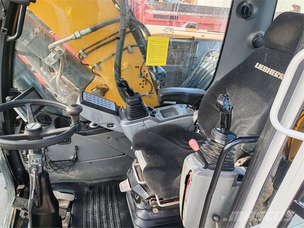 Liebherr A 914 Litronic ホイール式油圧ショベル（パワーショベル・ユンボ・バックホー）