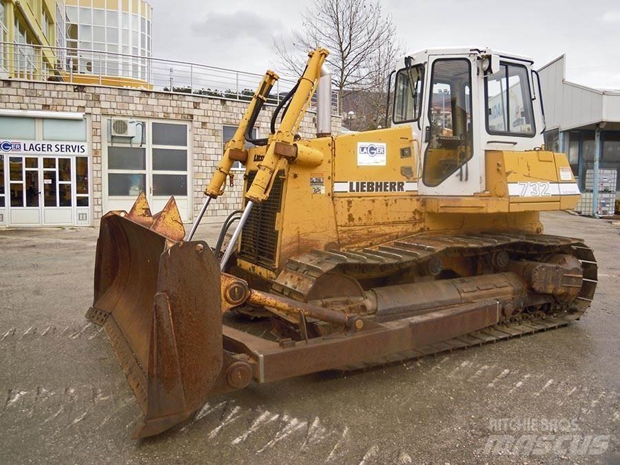 Liebherr PR 732 L ブルドーザー