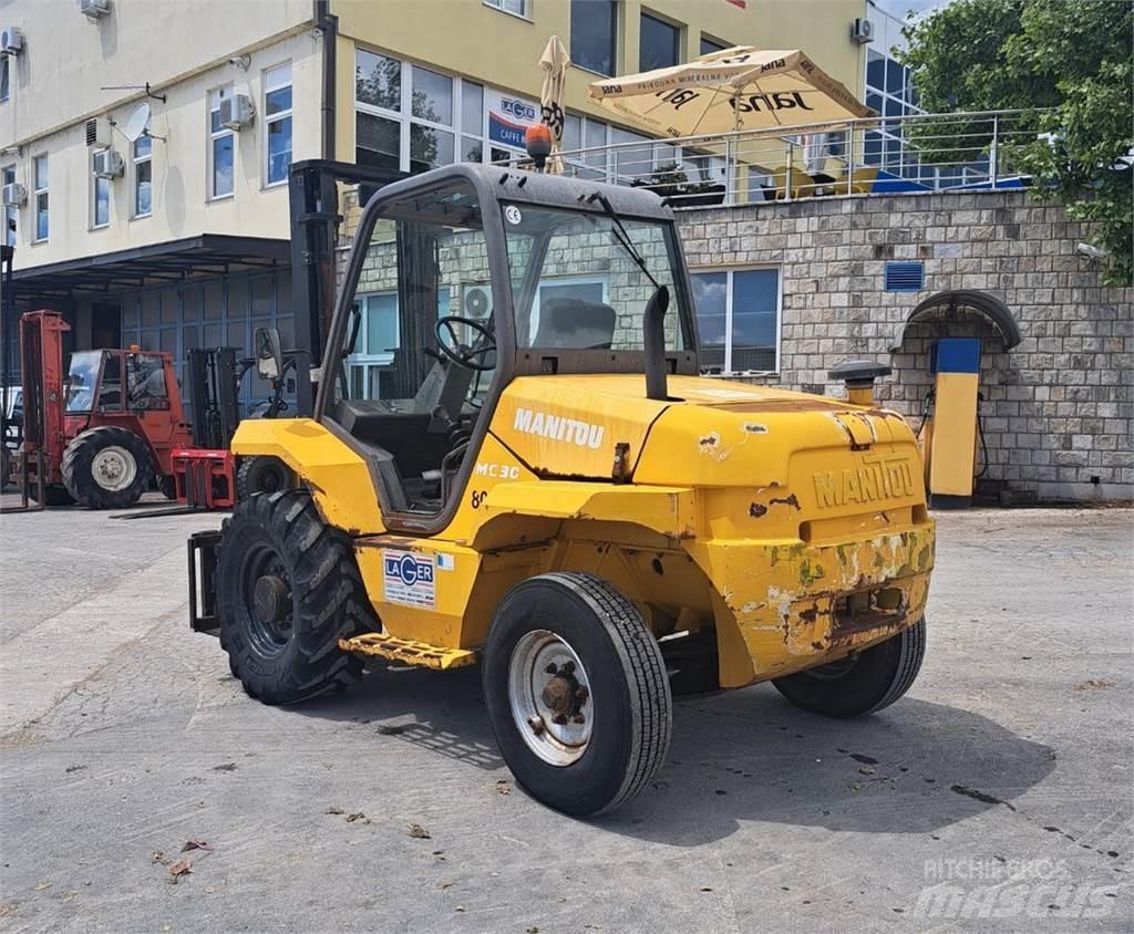 Manitou MC 30 ディーゼル・軽油