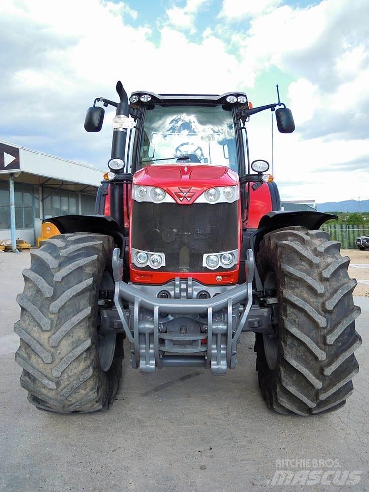 Massey Ferguson 8690 トラクター