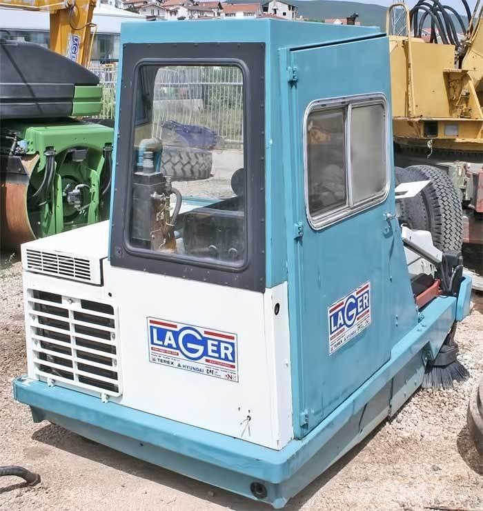 Tennant NV 275 街路清掃車