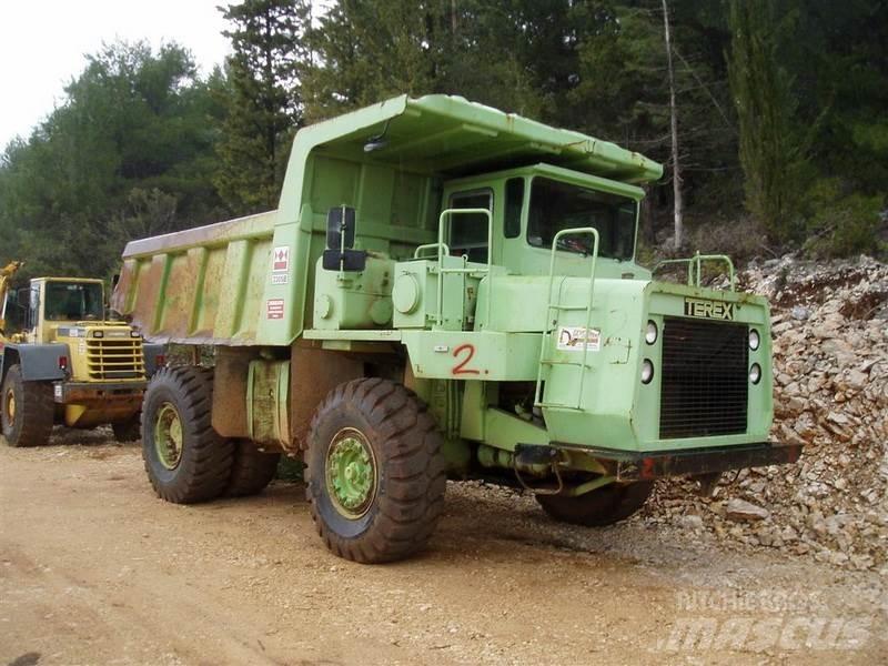 Terex L33-05 サイト　ダンプ