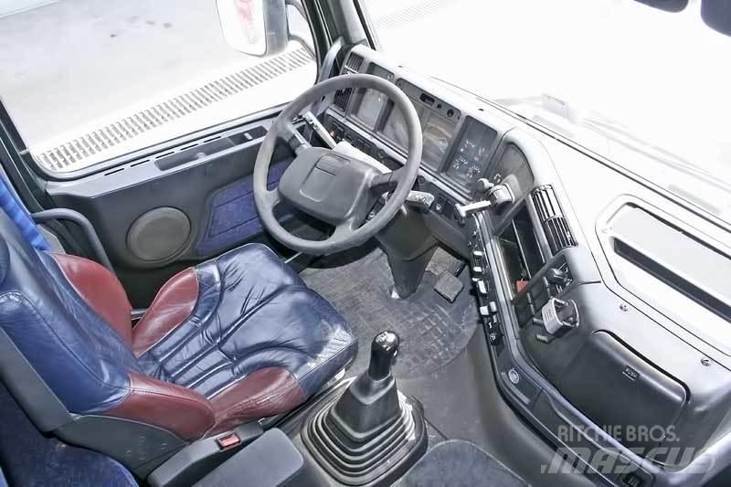 Volvo FH 12-420 中古トラクターヘッド | トレーラーヘッド