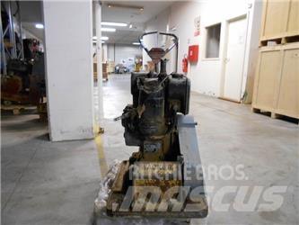 Wacker DPU 2950 プレートコンパクター