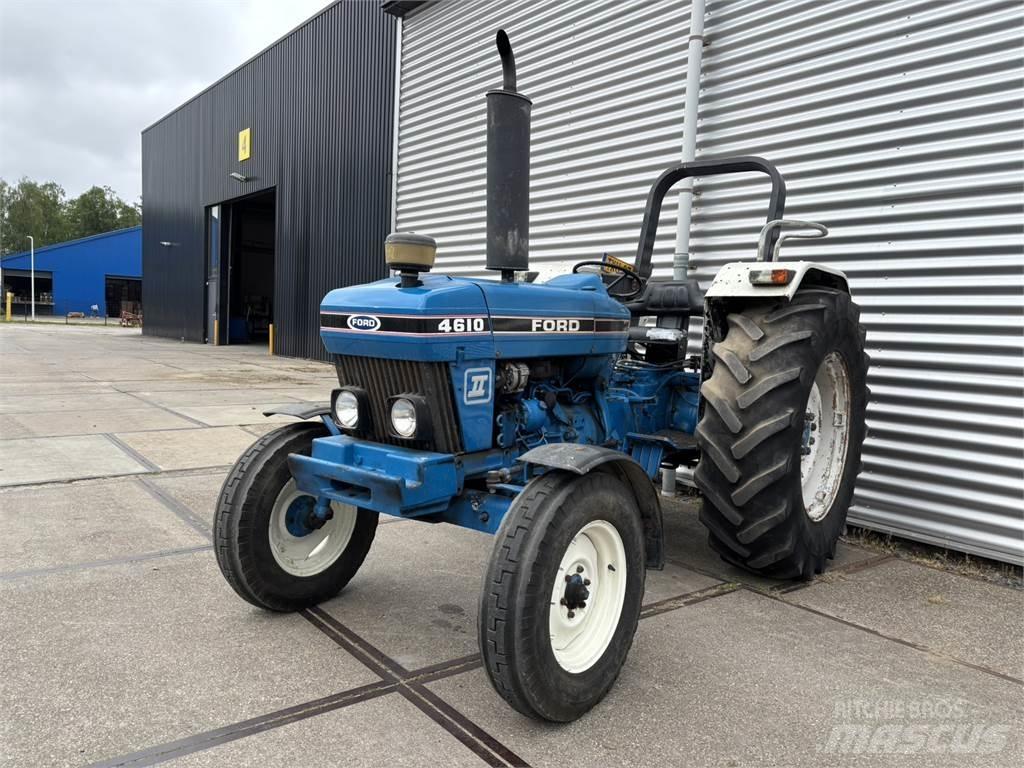 Ford 4610 トラクター