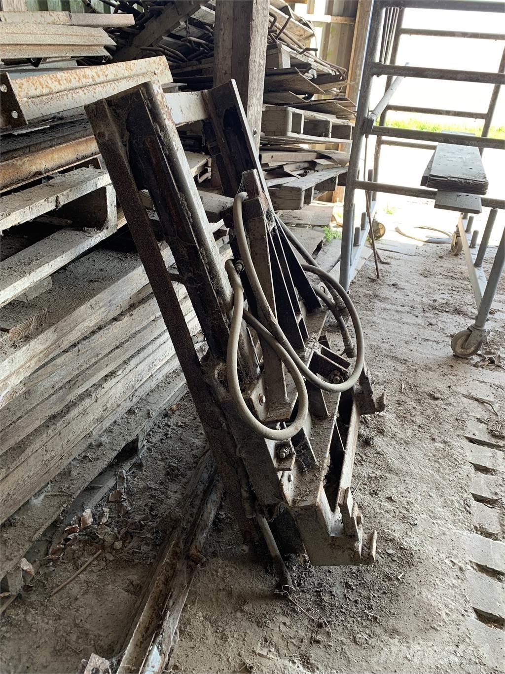  Hefmast 農業機械 -　その他