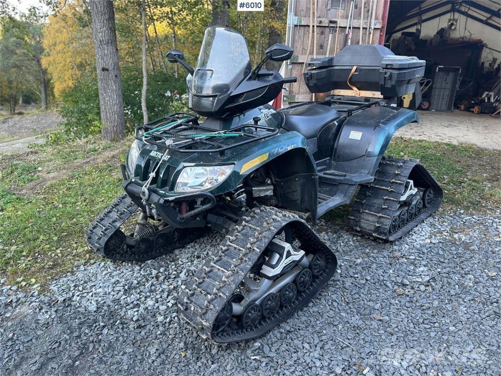 Arctic Cat 700 バギー