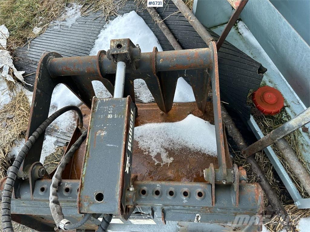 Bobcat S70 多目的ローダー