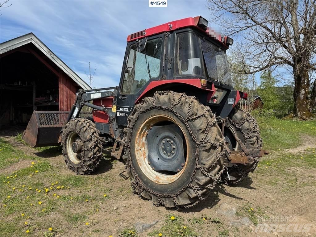CASE 685 XL トラクター
