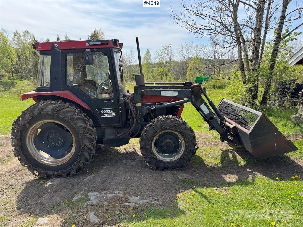 Case IH 685 XL トラクター