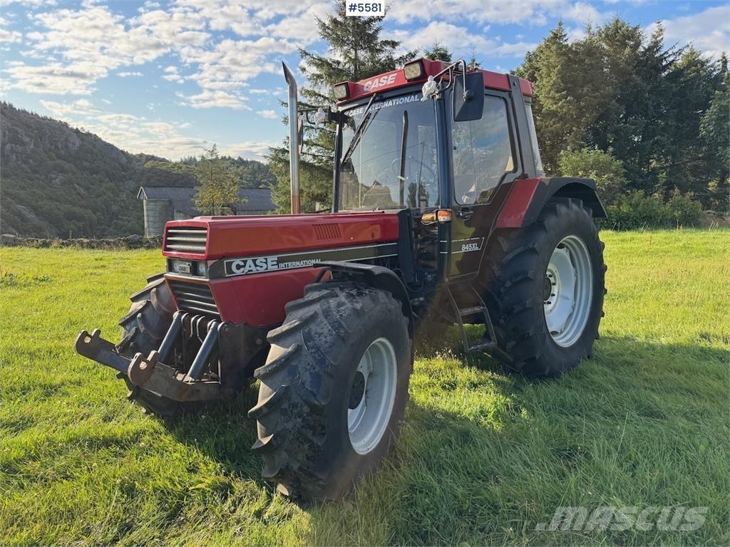 Case IH 845 XL トラクター