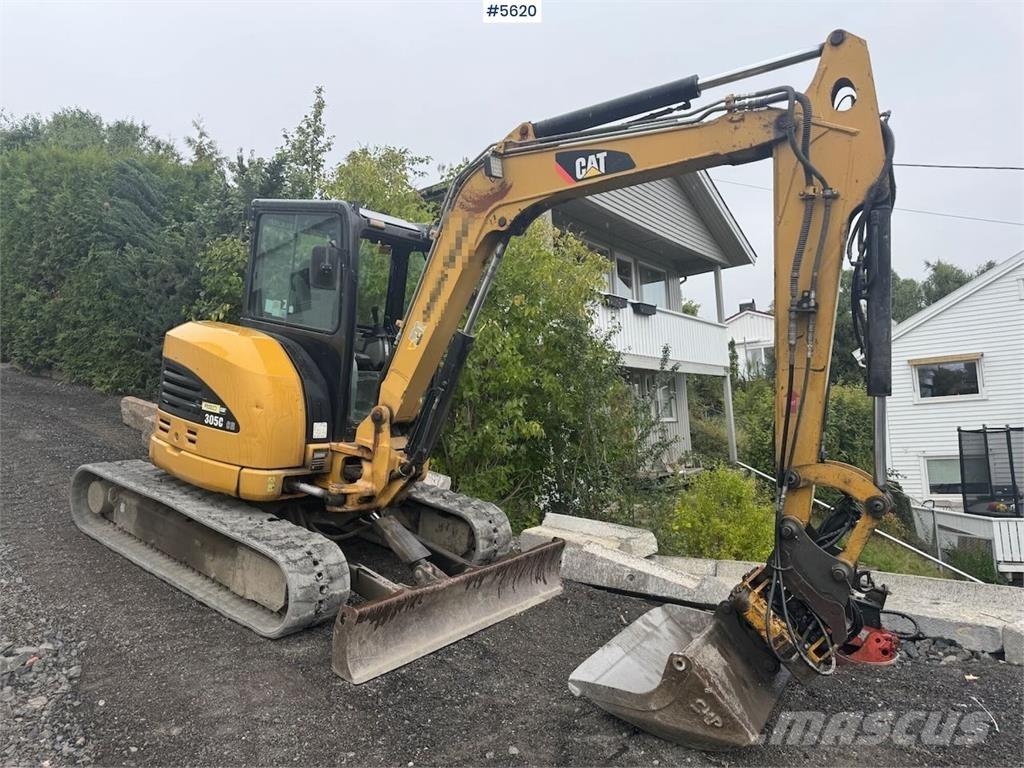 CAT 305 CR 大型油圧ショベル12t以上（パワーショベル・ユンボ）