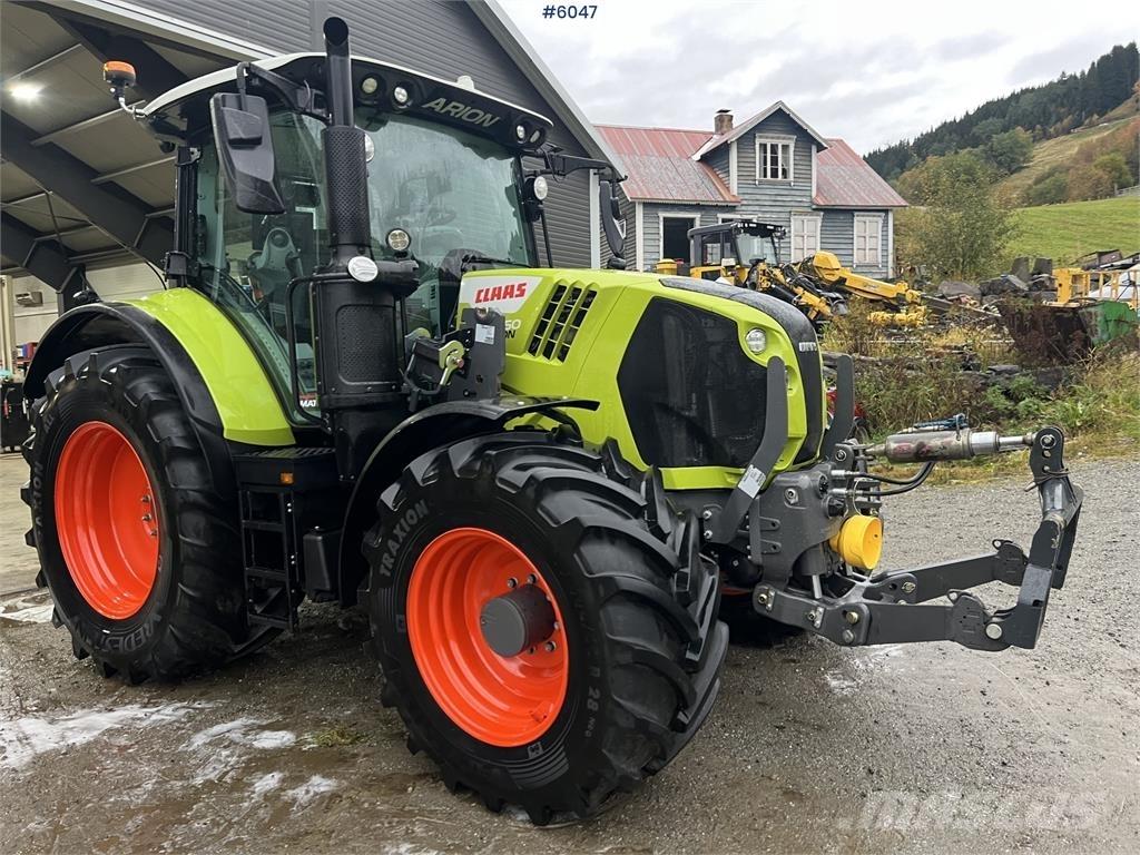 CLAAS 550 トラクター