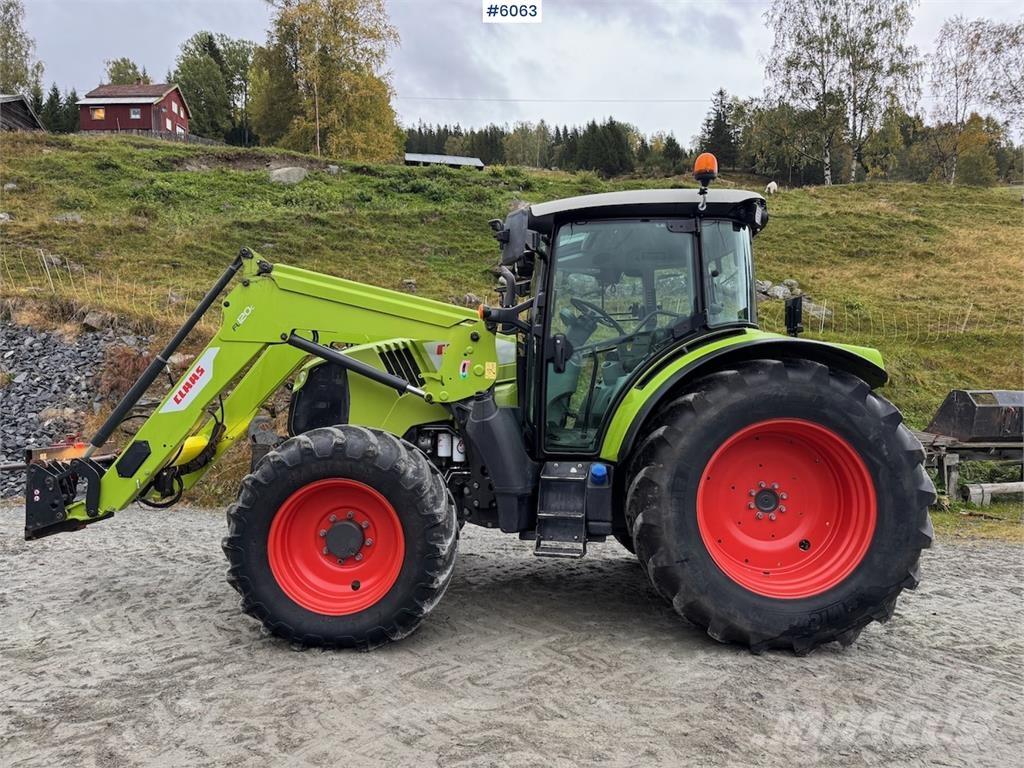 CLAAS Arion 460 トラクター