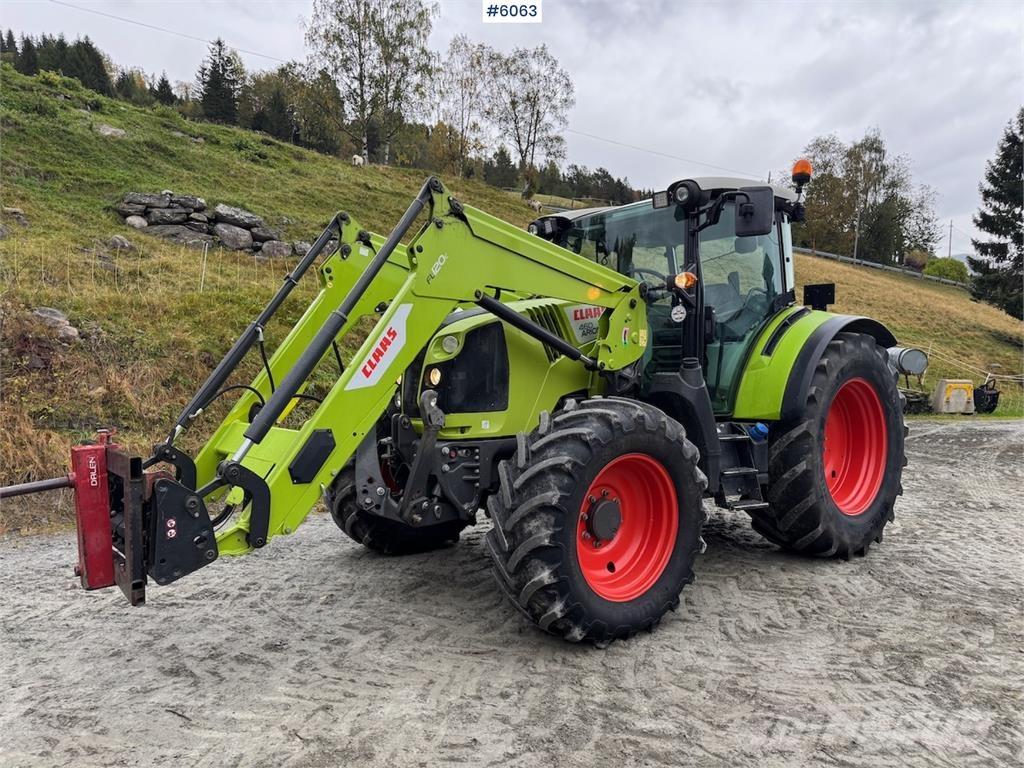 CLAAS Arion 460 トラクター