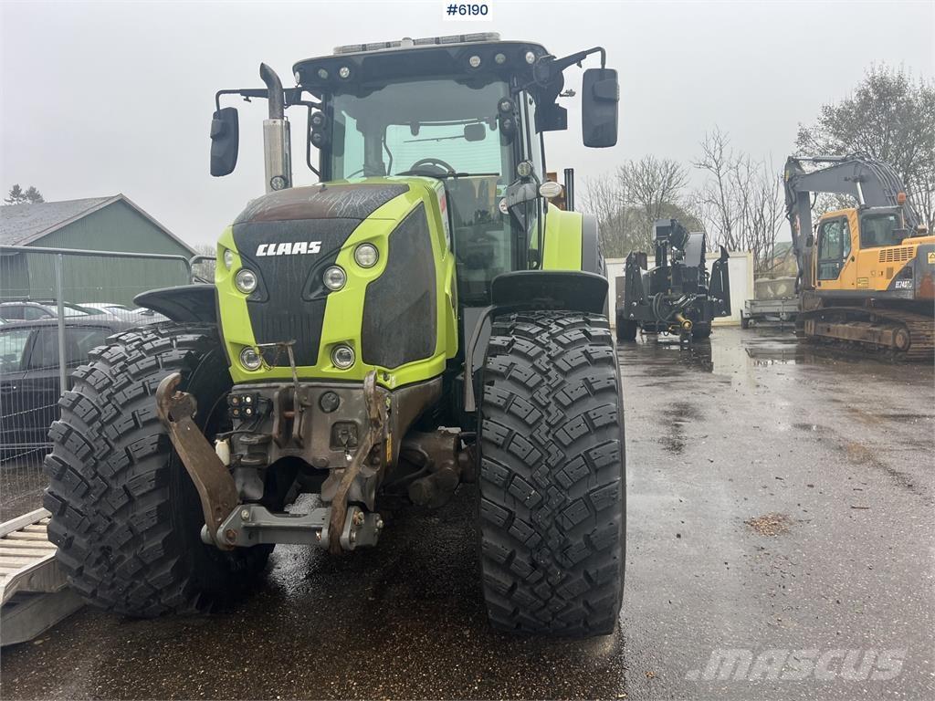 CLAAS Axion 830 トラクター