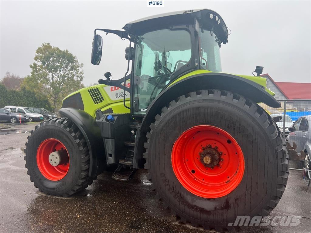 CLAAS Axion 830 トラクター