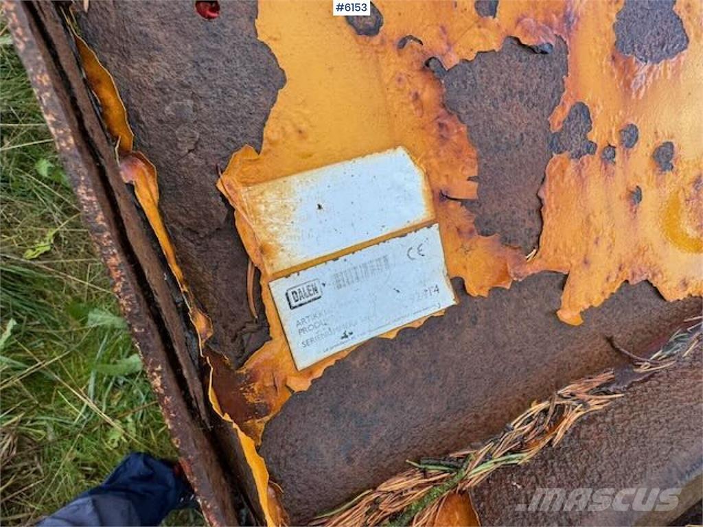 Dalen Strøkasse スノーブレードとプラウ