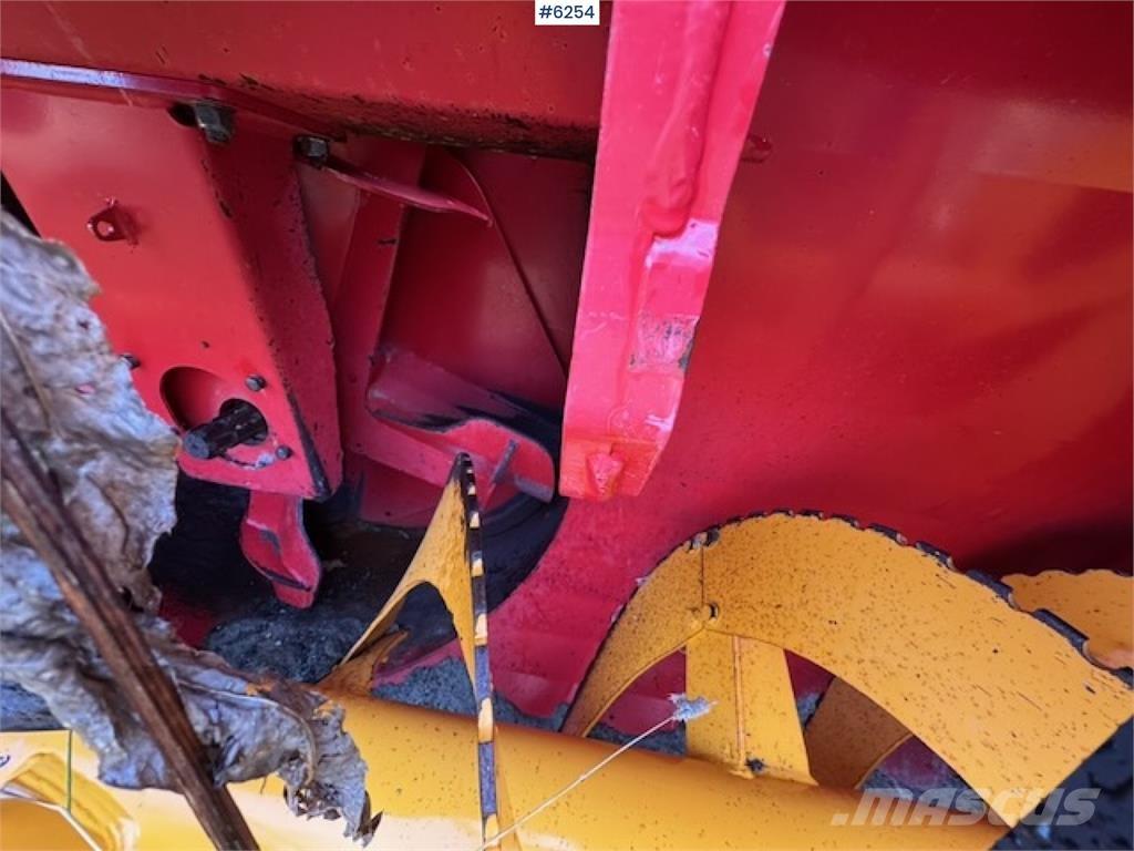 Duun TFP250 スノーブレードとプラウ