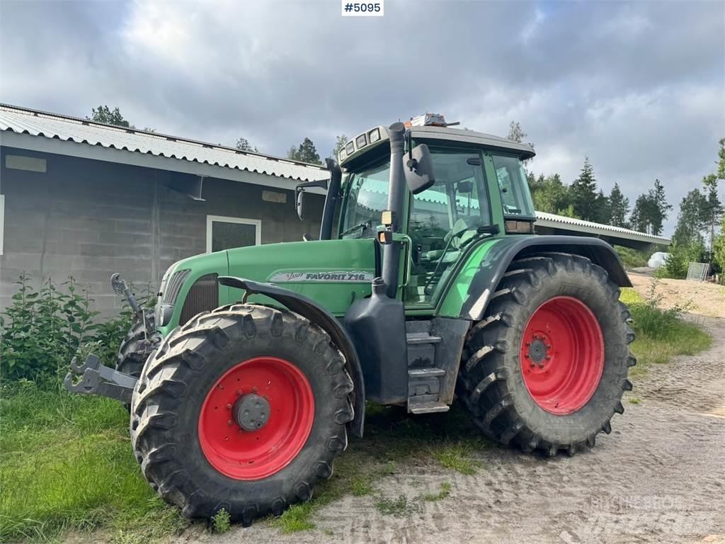 Fendt 716 Vario トラクター
