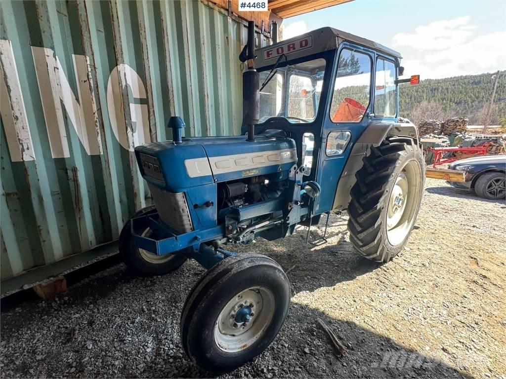 Ford 4000 トラクター