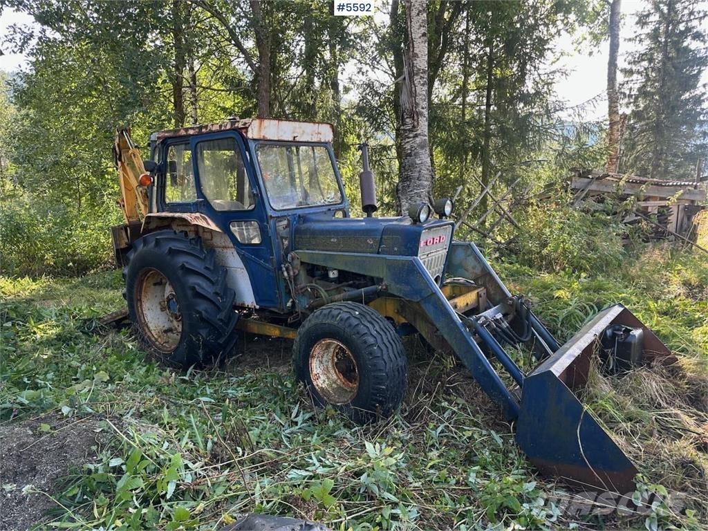 Ford 4000 トラクター