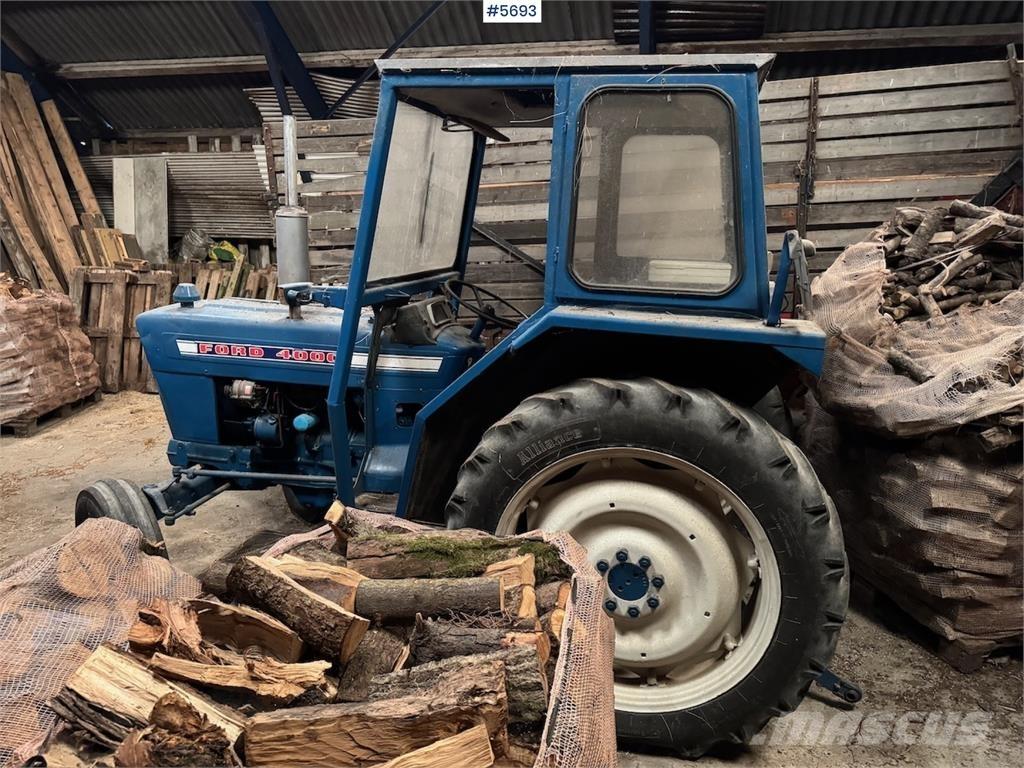 Ford 4000 トラクター
