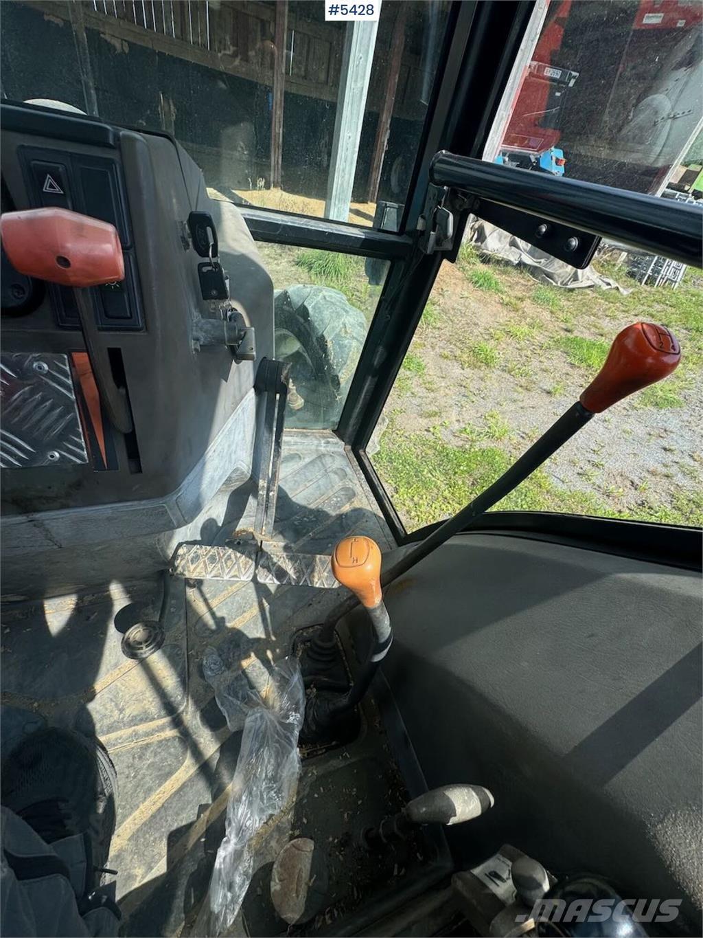 Ford 4630 トラクター