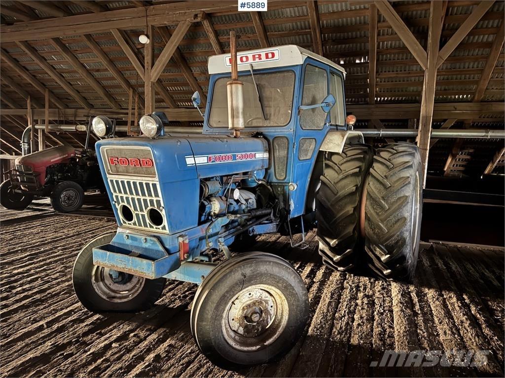 Ford 5000 トラクター