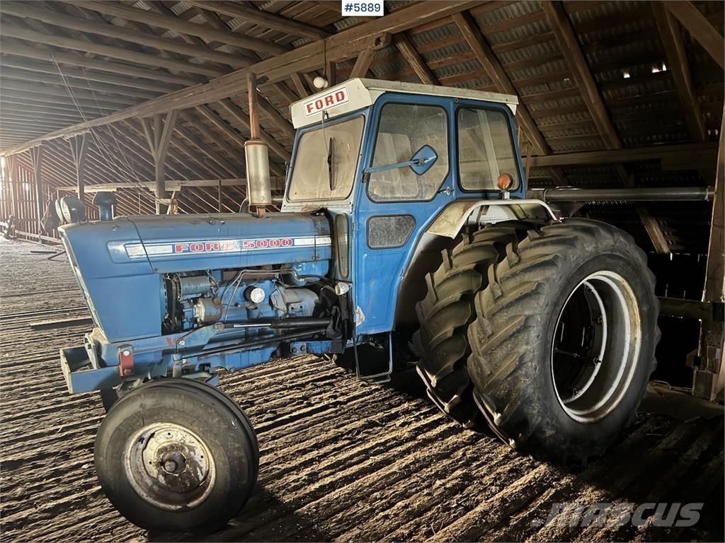 Ford 5000 トラクター