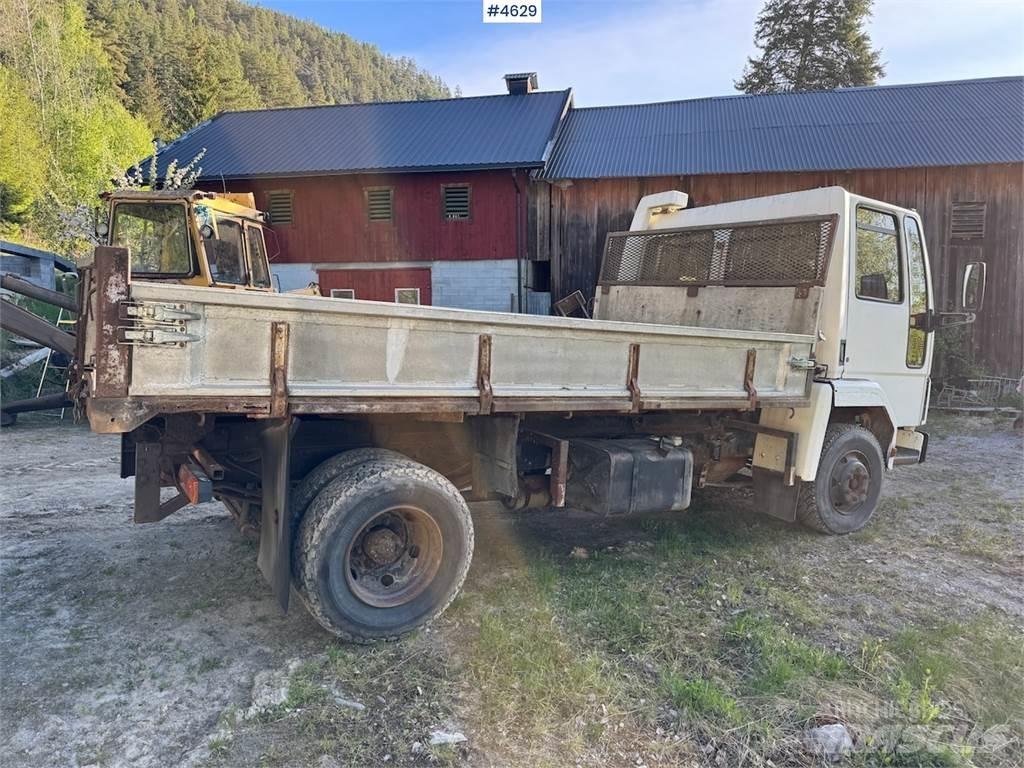 Ford Cargo 0813 その他トラック