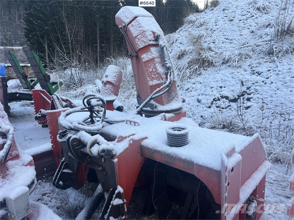 Globus snøfres スノーブレードとプラウ