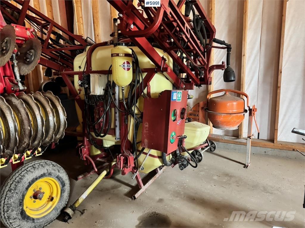 Hardi åkersprøyte 牽引型スプレイヤー