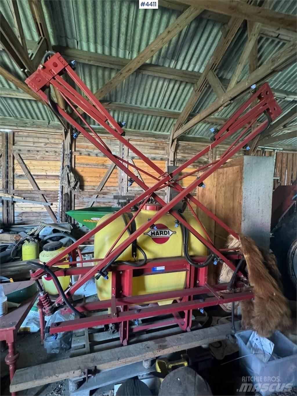 Hardi NK 400 自走式噴霧器