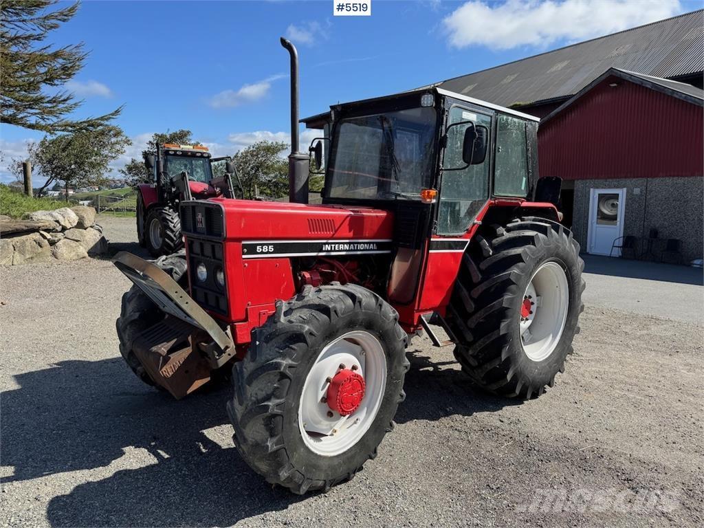 International 585 トラクター