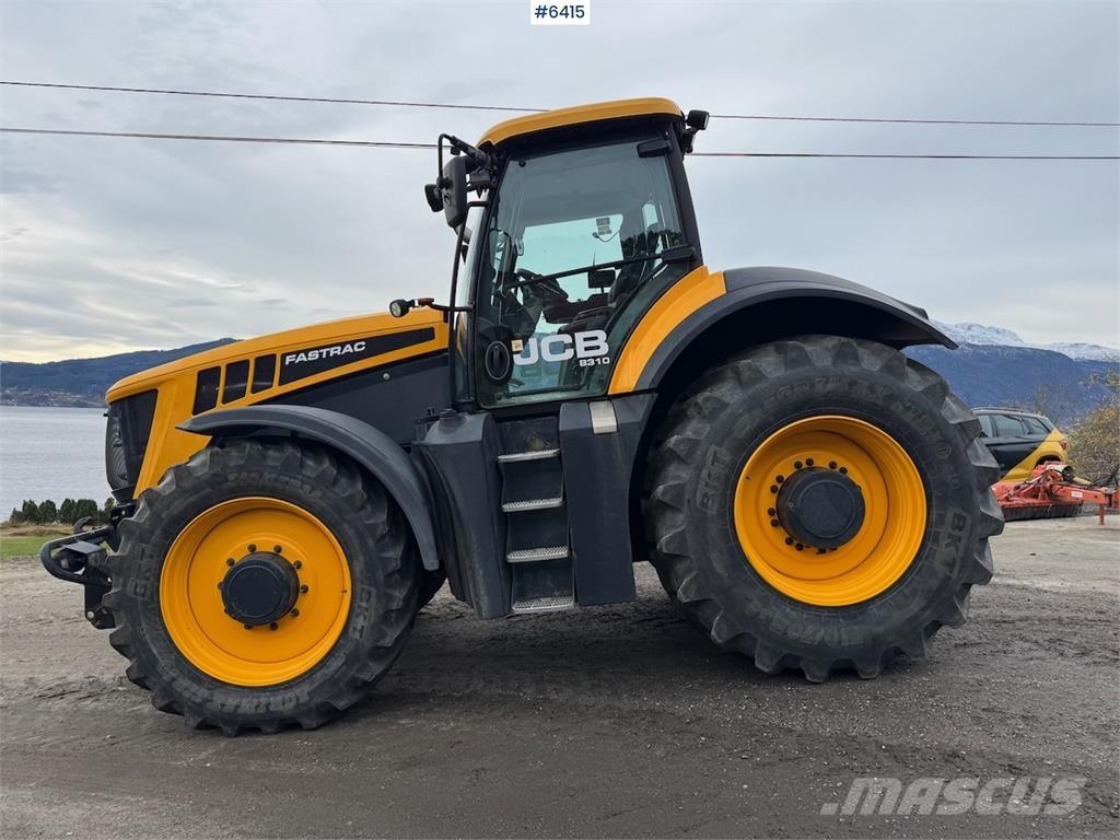 JCB 8310 Fastrac トラクター