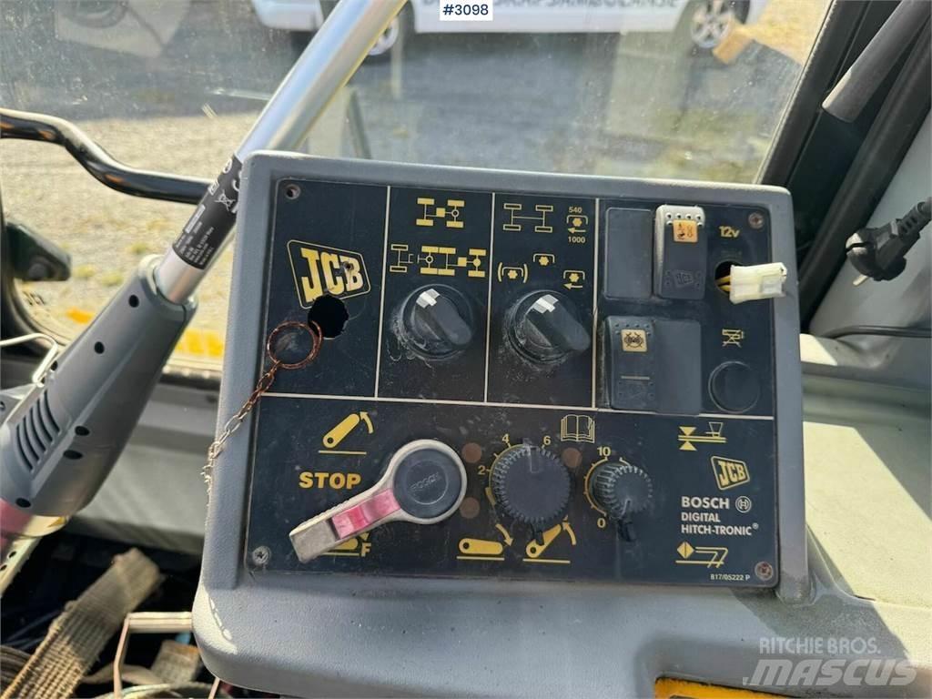 JCB Fastrac 3185 トラクター